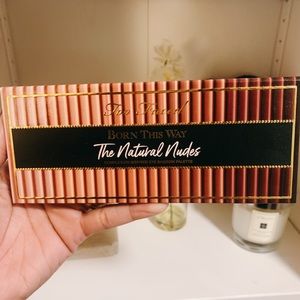 Too Faced - Born this Way Natural Nudes Palette